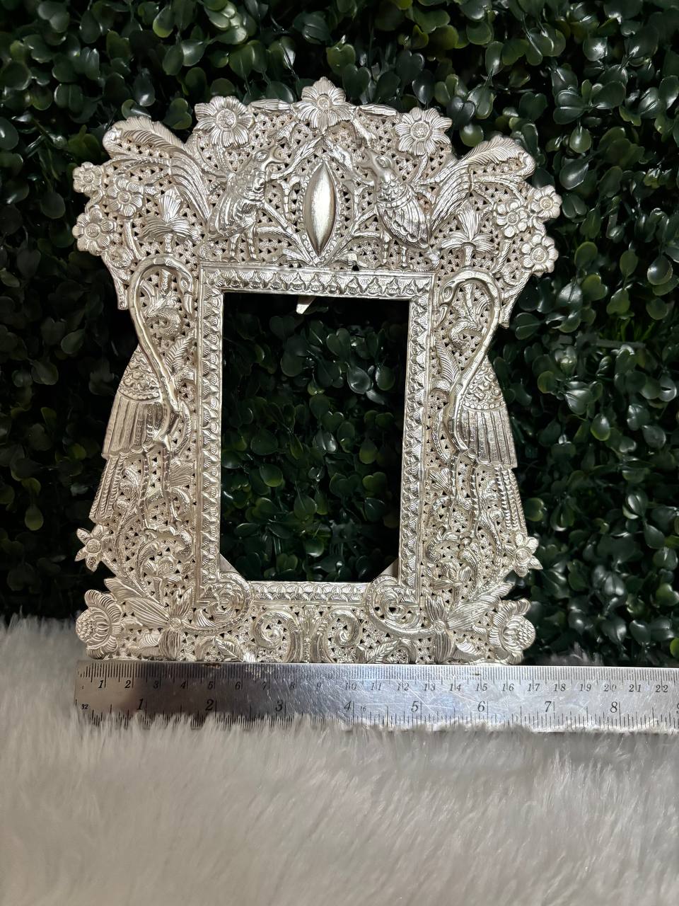 Exclusive Silver Photo Frames – Handmade for Special Memories