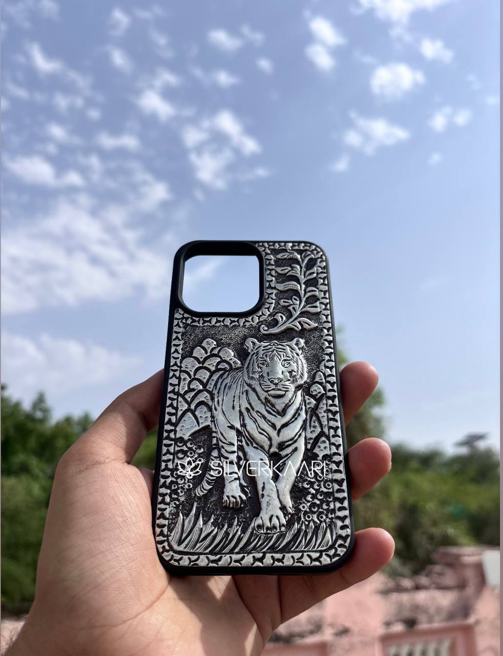 Tiger Royal Silver Mobile Cover