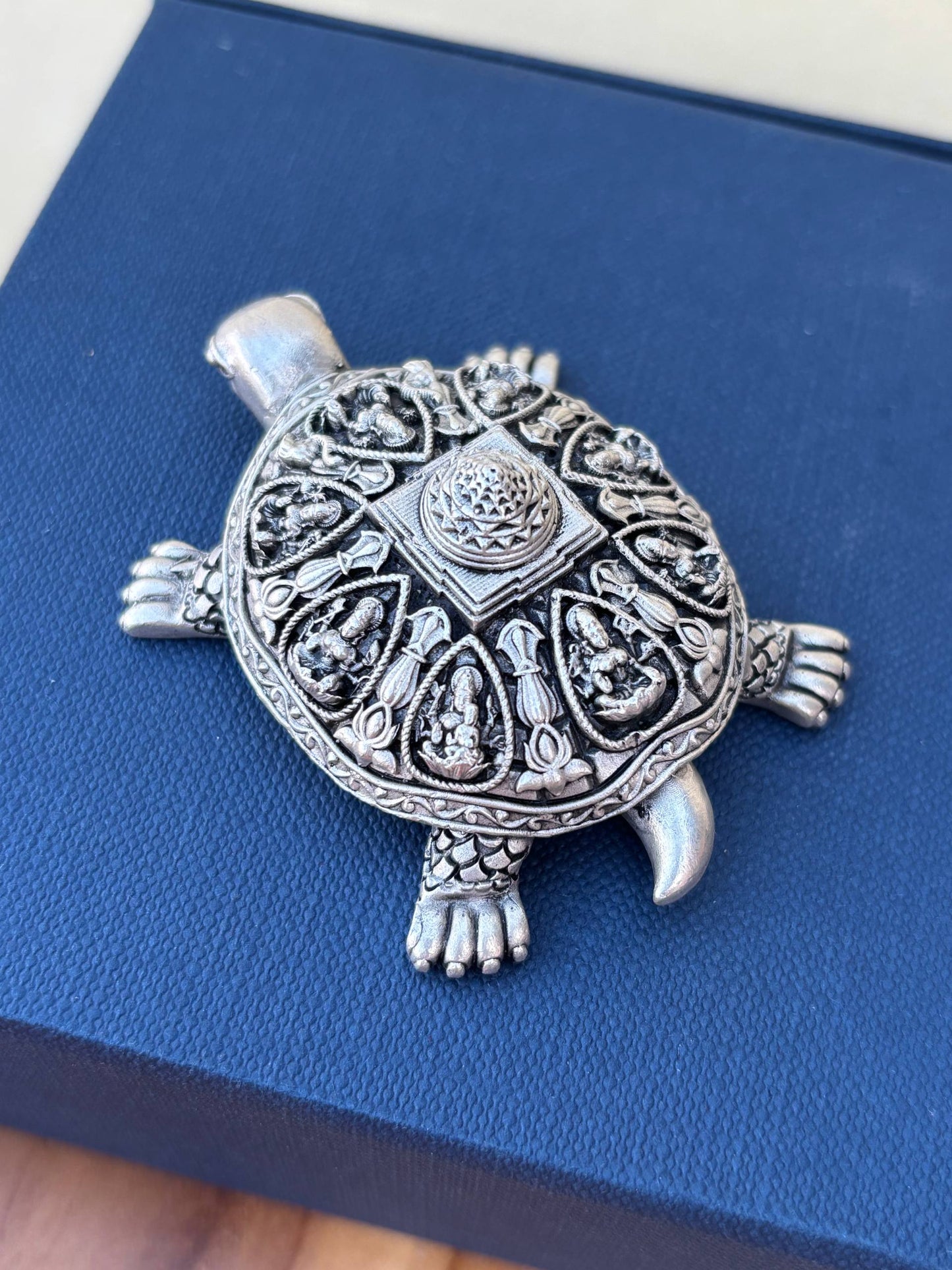 925 Silver Tortoise with Shree Yantra