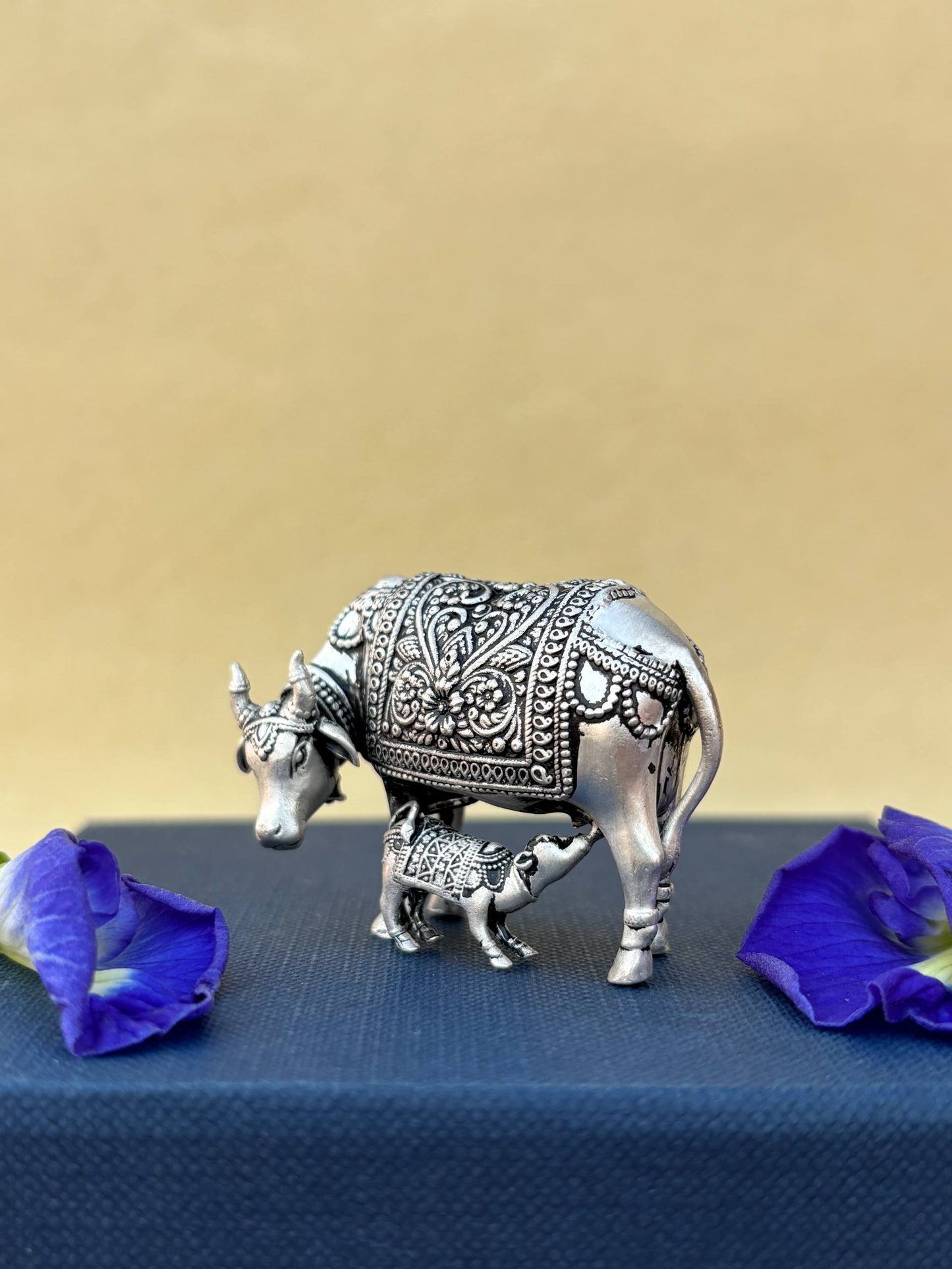Kamadhenu Cow with Calf Silver 3d Idol