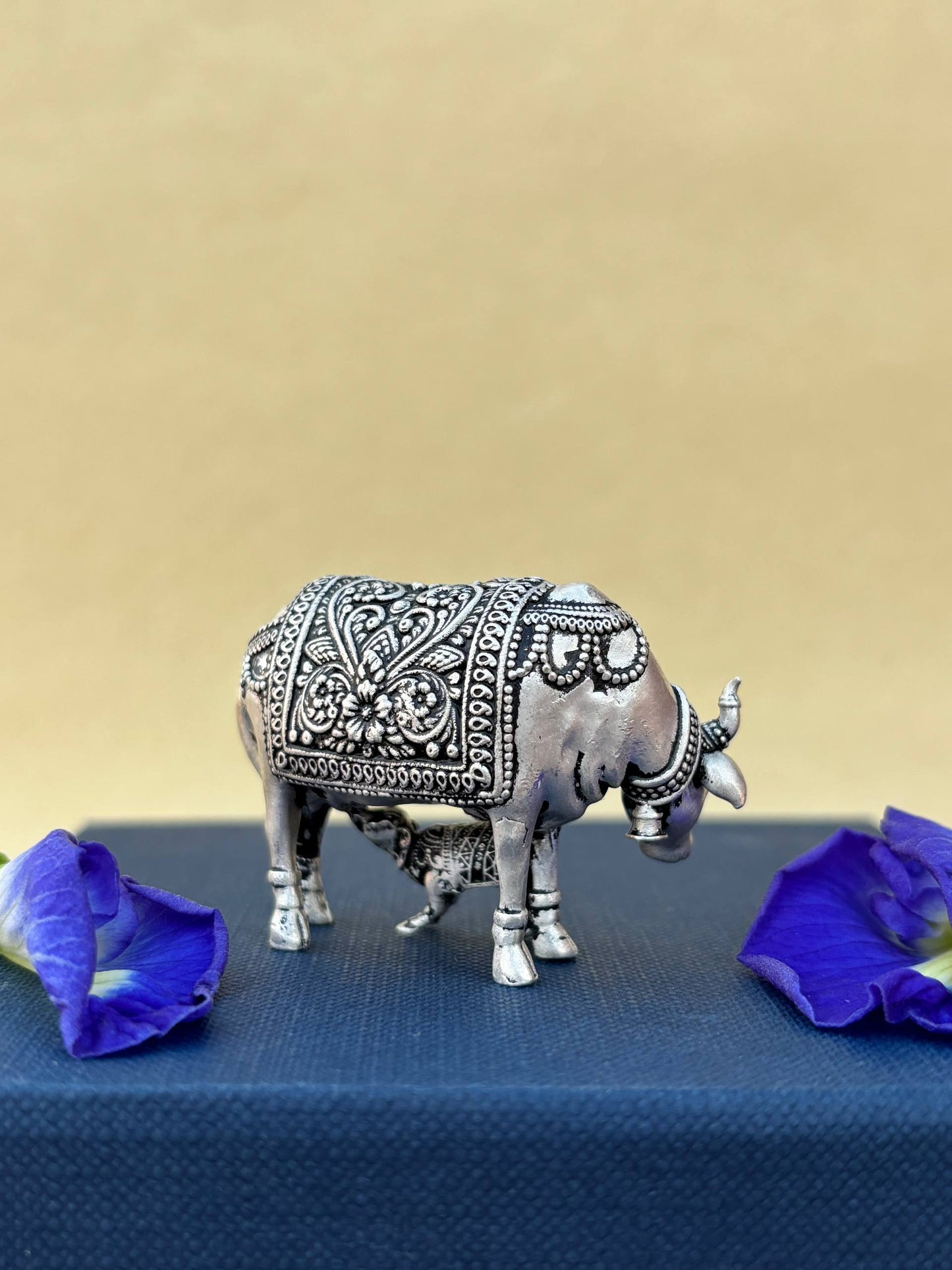 Kamadhenu Cow with Calf Silver 3d Idol