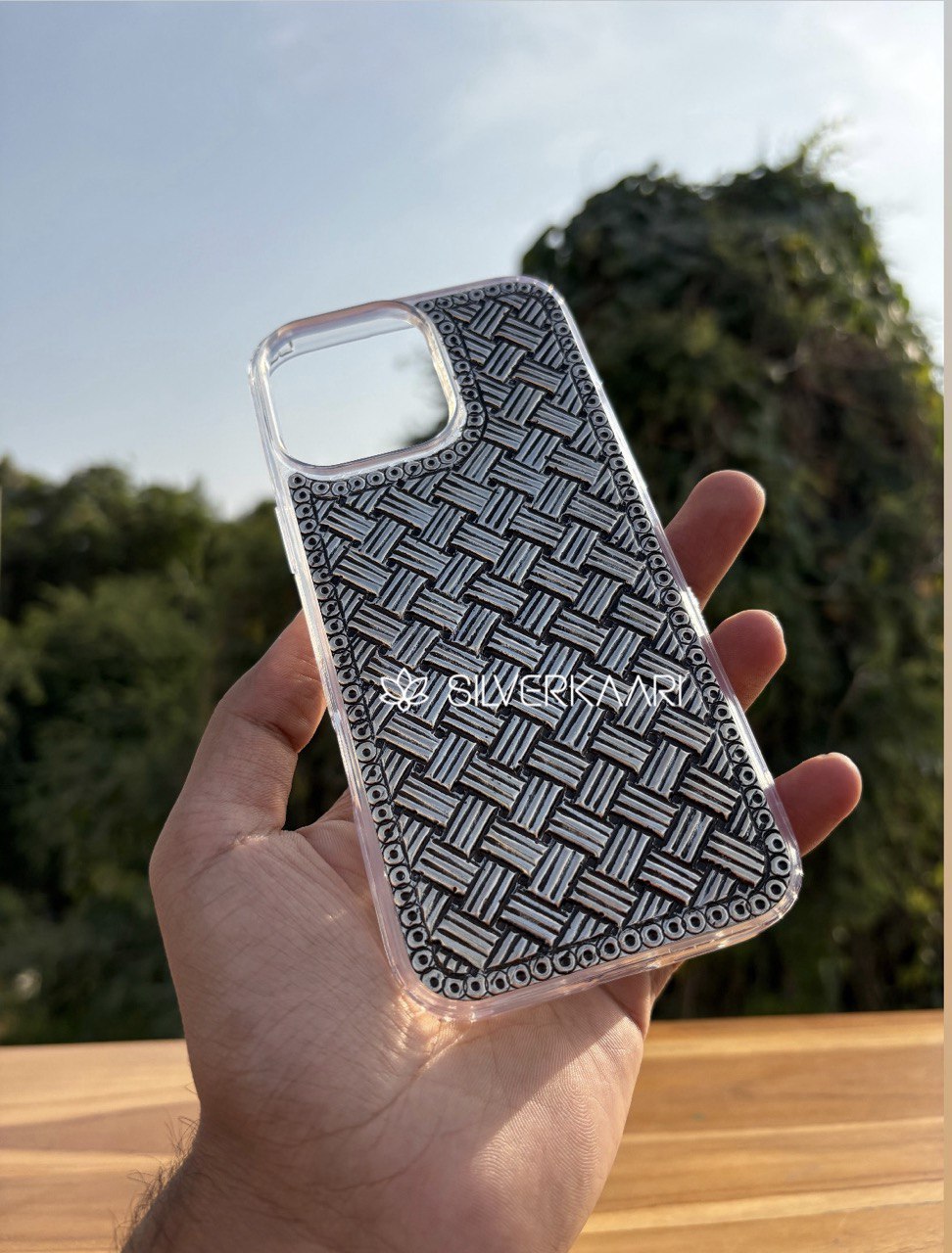 Woven Majesty Silver Mobile Cover