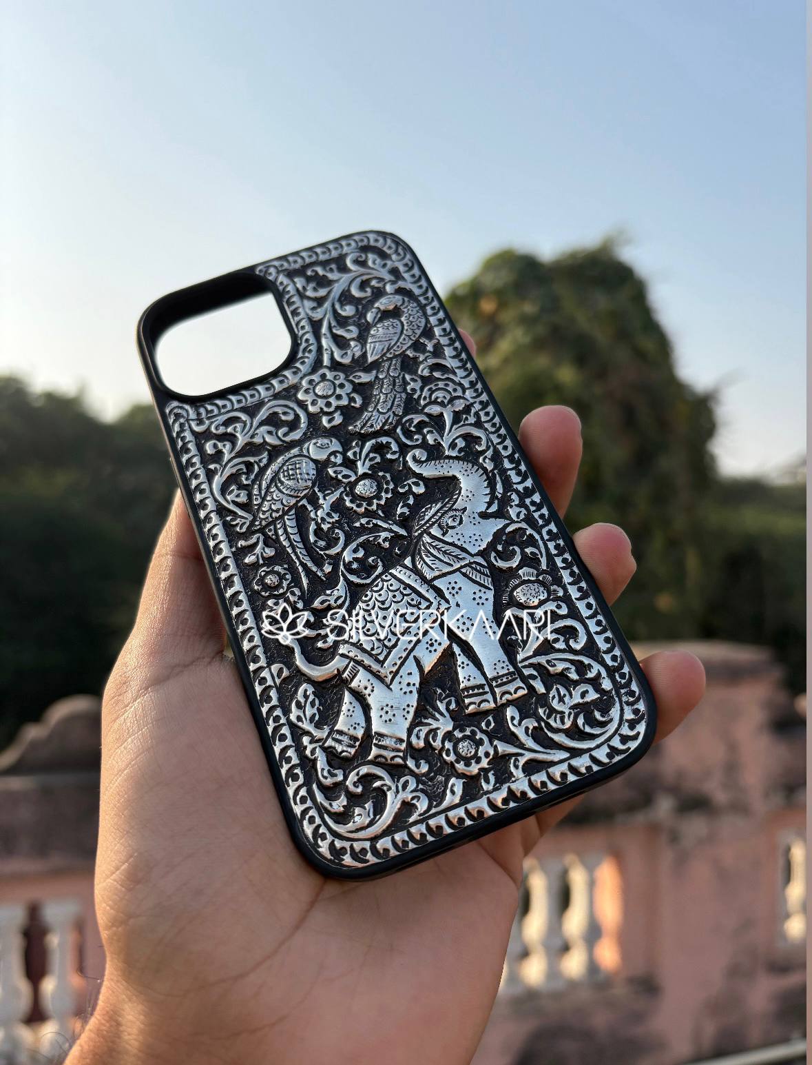 Royal Elephant With Birds Silver Mobile Case