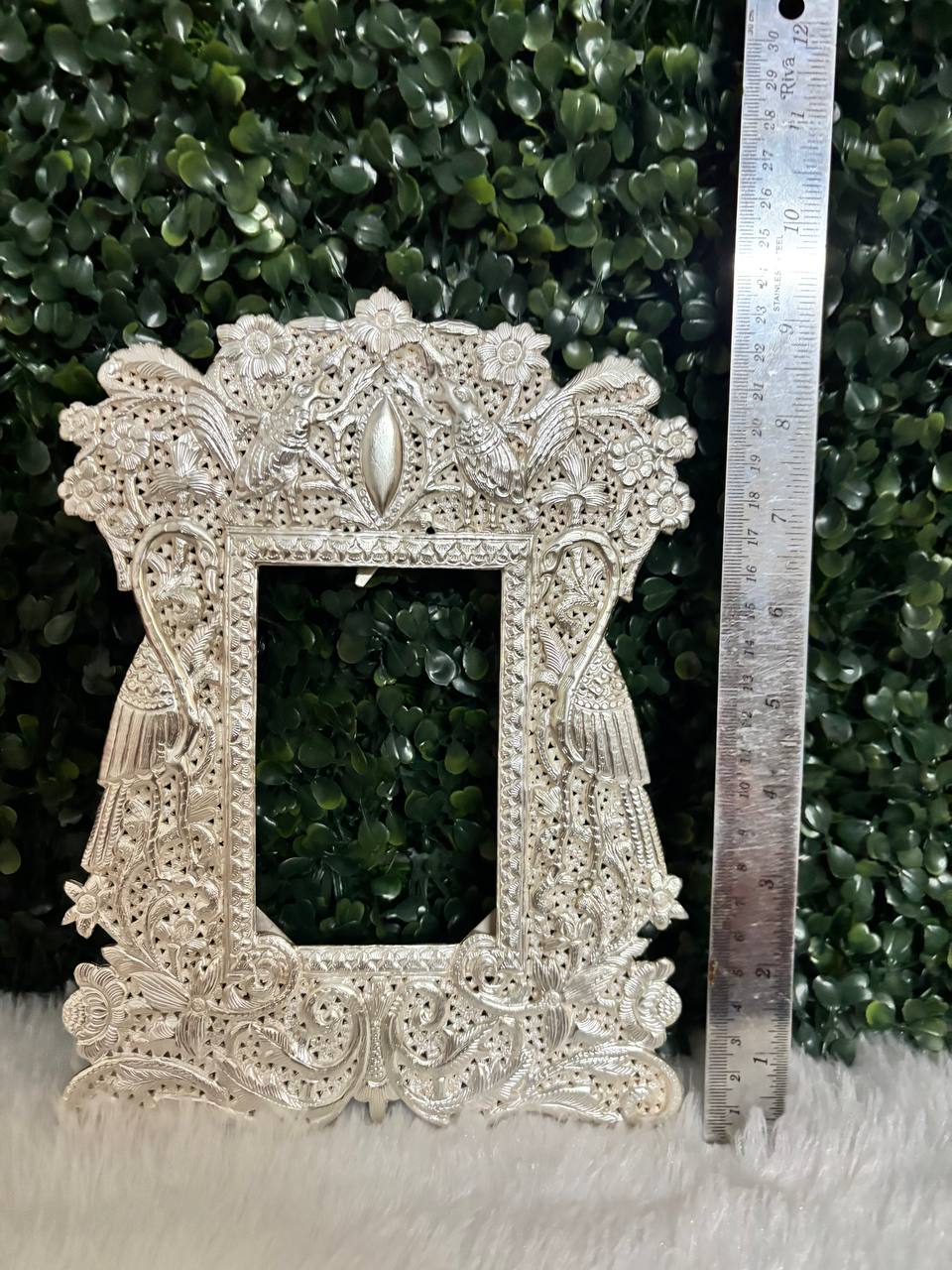 Exclusive Silver Photo Frames – Handmade for Special Memories