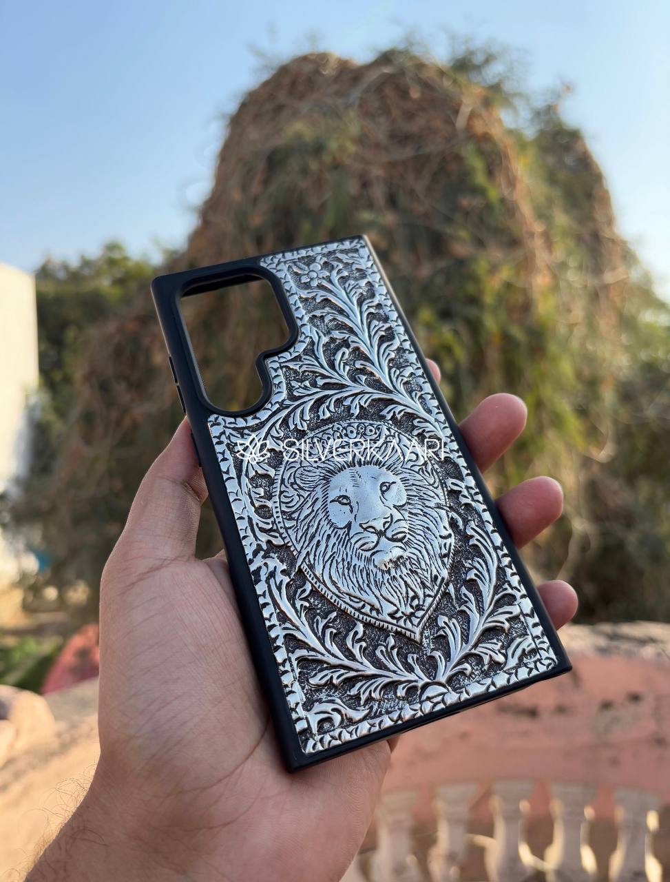 Royal Lion Silver Phone Case – Power & Prestige