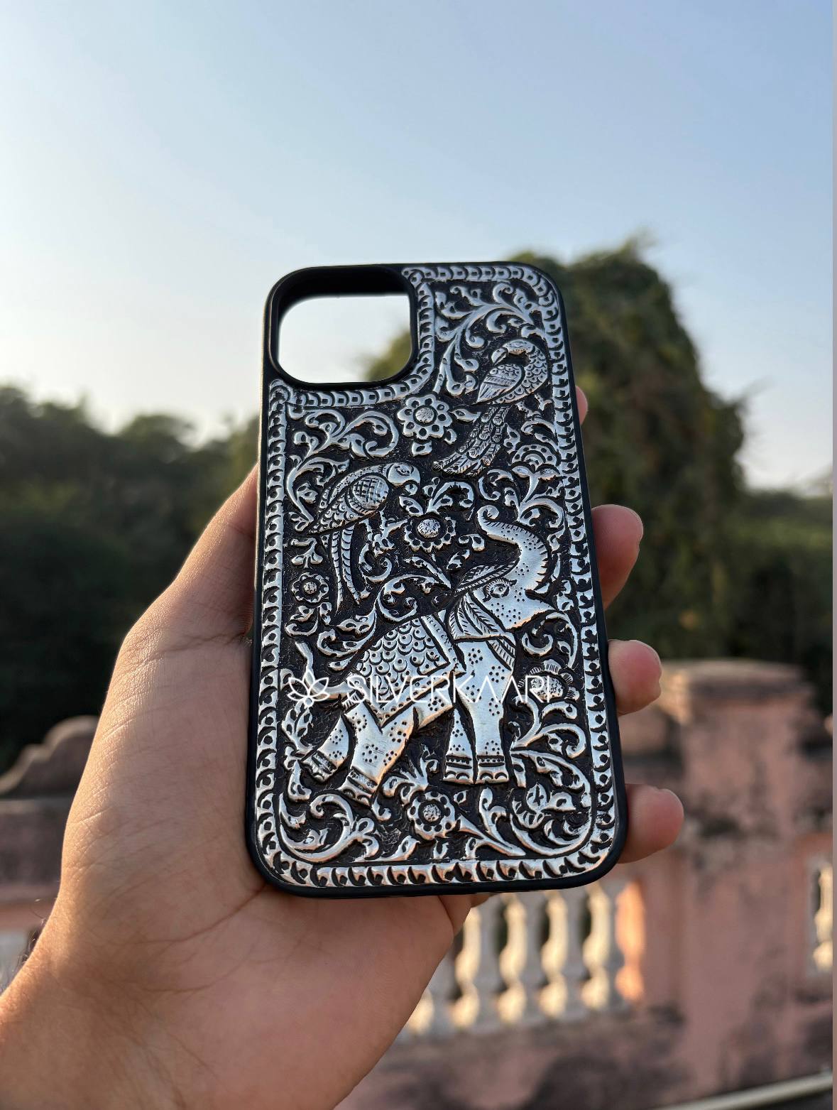 Royal Elephant With Birds Silver Mobile Case
