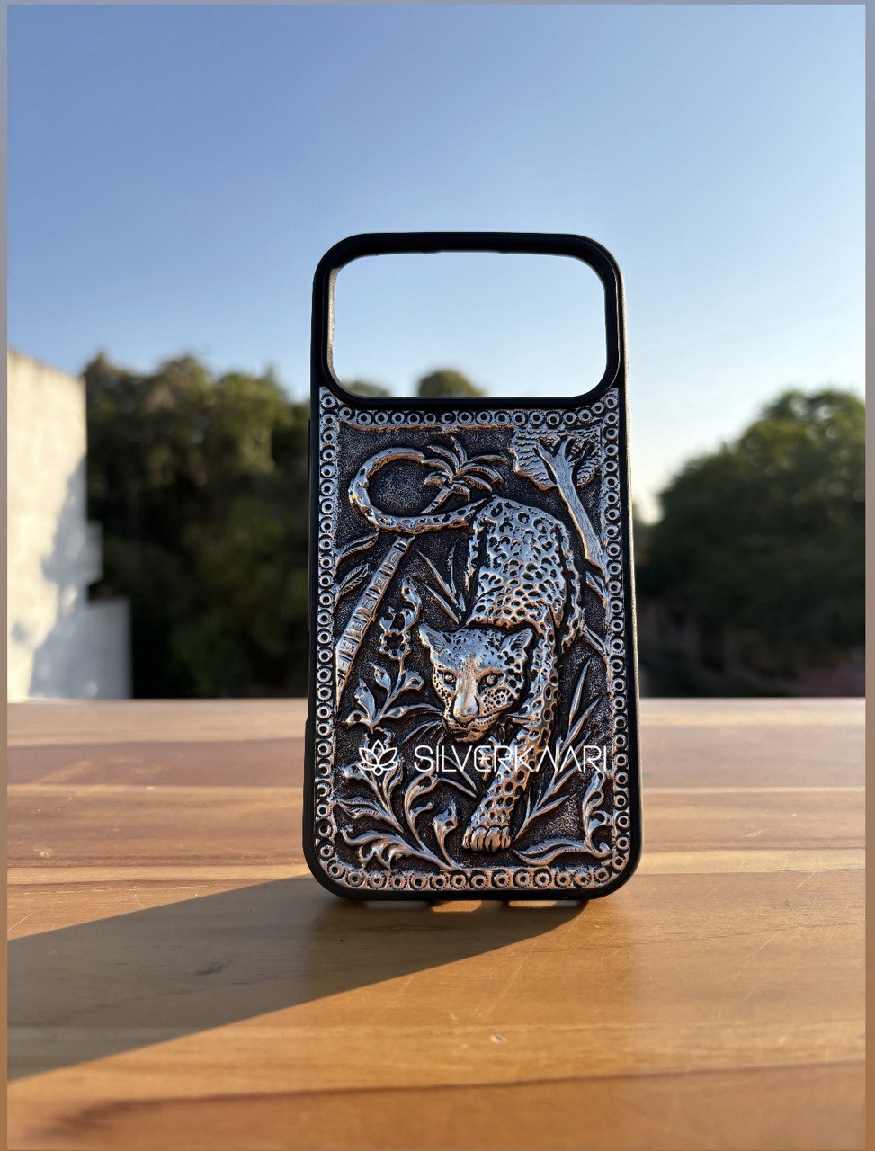 Cheetah Silver Mobile Cover – Limited Edition Handcrafted Luxury Phone Case
